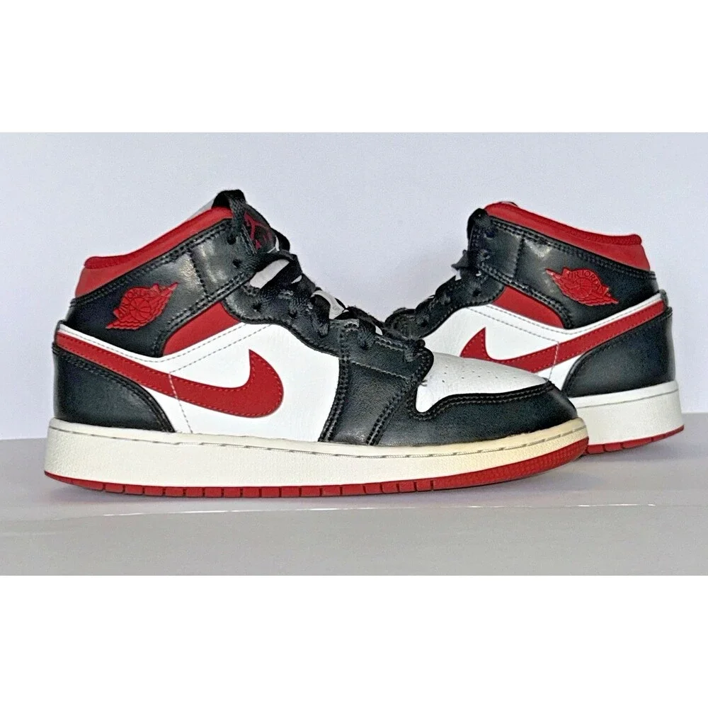 Nike Air Jordan 1 Mid Gym 5Y Big Kid‎ White Black Red